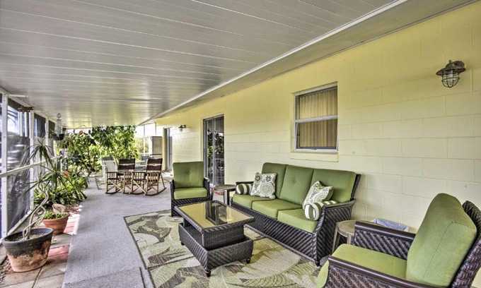 Merritt Island House | Merritt Island Home with Boat Dock on Canal Front!