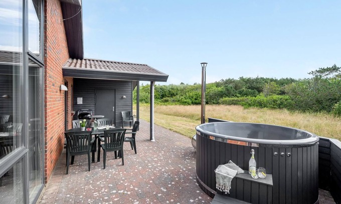 Lodbjerg Hede House | "Mert" - 1.2km from the sea by Interhome