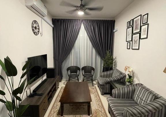Hulu Kinta Apartment | Meru Ipoh Residence Wifi+Pool (Muslim)