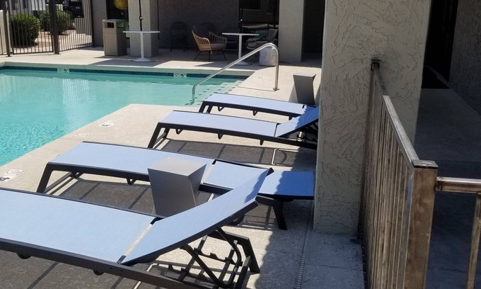 Village Park Four House | Mesa Riverview Townhouse