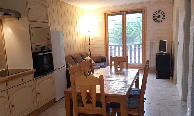 Metabief Apartment | METABIEF -GENEVRIERS - Bat Les Gentianes Apartment 6 Pers