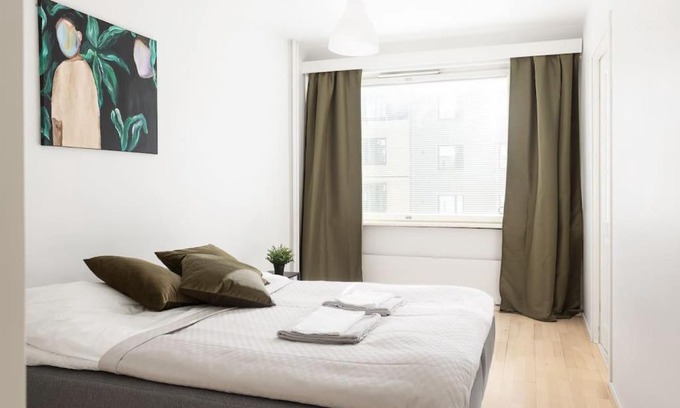 Alppiharju Apartment | Metro nearby,Quality apartment, netflix, KALLIO