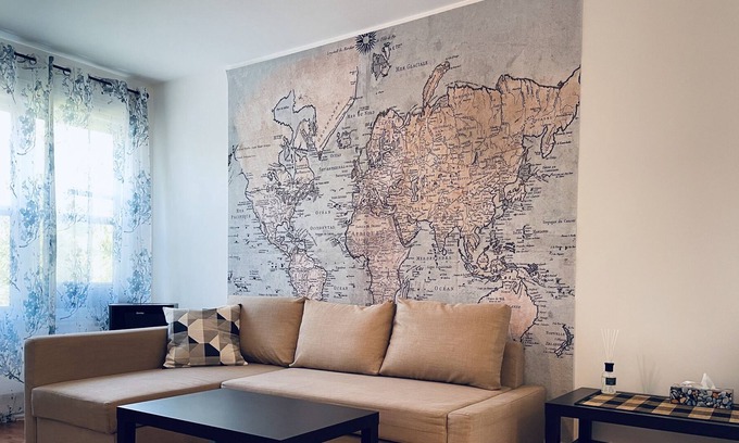 Ahuntsic Apartment | Metro Sauvé - Cosy apartment