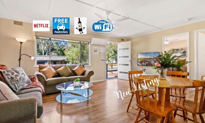 Metung Apartment | Metung Akora 2Bdrm Apartment 1 - Pets & Boats welcome! Close to Town, Free Wifi & Netflix