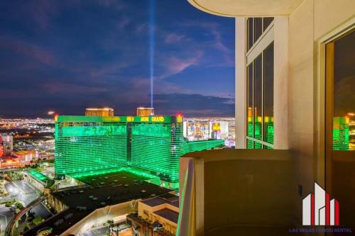 Las Vegas House | MGM Signature-29-602 1Br 2Ba Balcony Jacuzzi Suite