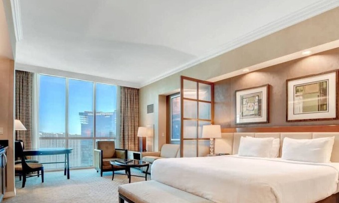 Las Vegas Condo | MGM Signature-36-603 Strip View Jacuzzi Studio