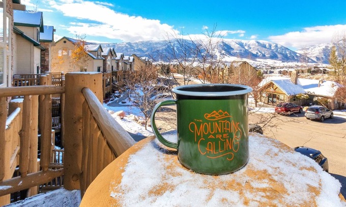 Wolf Creek Condo | MH 609 | Scandinavian Mountain Retreat