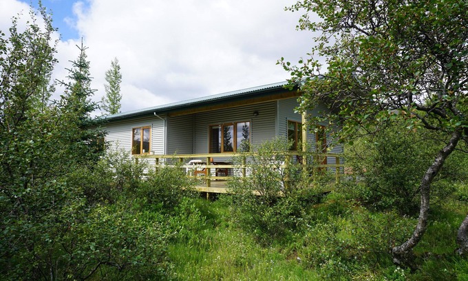 Laugarvatn Apartment | Miðdalskot Cottages