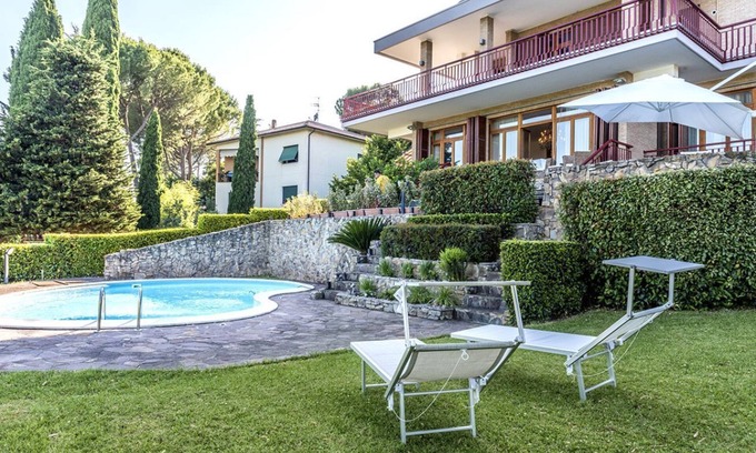 Macerata Villa | MIA HOUSE GARDEN - Macerata, portion of a villa with swimming pool