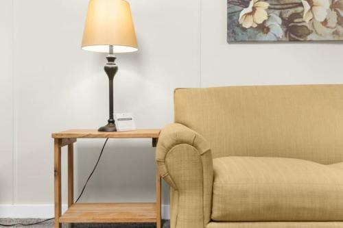 Forestdale House | Miami Family Friendly in Forestdale