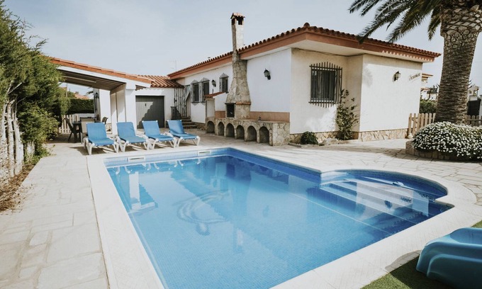 Miami Platja Ski Chalet | Miami Playa: House/Villa - MIAMI PLAYA