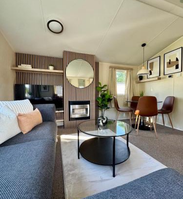 Flookburgh House | Miarlo Lodge Rydal Haven Lakeland