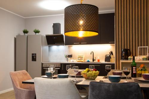 Bahnhofsviertel Apartment | MiCasa OL - Modernes Apartment in City Bestlage - Küche - WLAN - Balkon - Fugenloses Bad