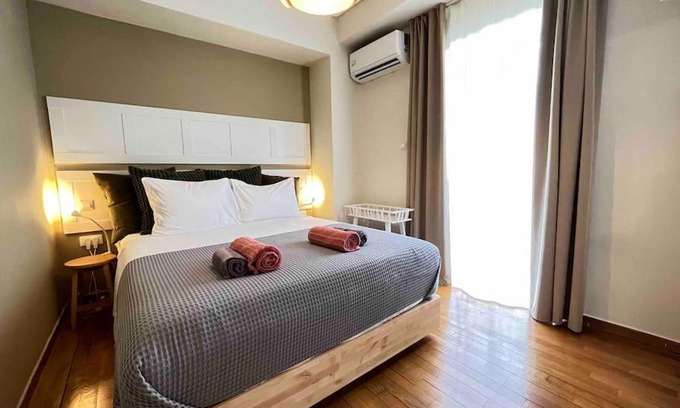 Thissio Apartment | Michael - 1BR in the Heart of Ancient Athens