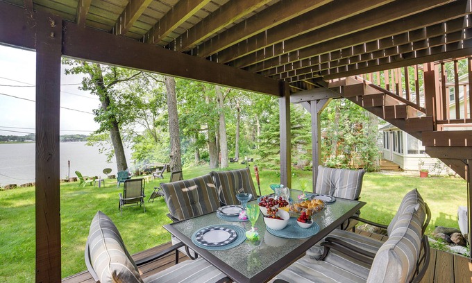 Grass Lake House | Michigan Lakefront Retreat w/Kayaks & 2 Decks