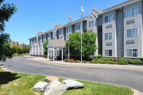 East Bloomington Hotel | Microtel Inn & Suites by Wyndham Bloomington MSP Airport