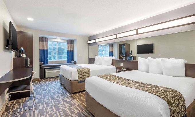 Brooksville Hotel | Microtel Inn & Suites by Wyndham Brooksville