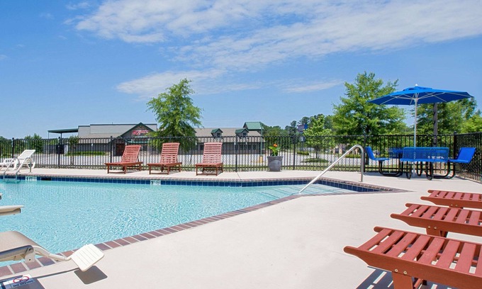 New Castle Hotel | Microtel Inn & Suites by Wyndham Gardendale/Birmingham North