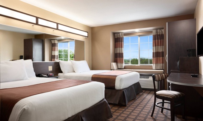 Pleasanton Hotel | Microtel Inn & Suites by Wyndham Pleasanton