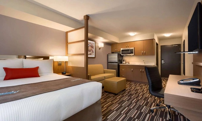Val-d'Or Hotel | Microtel Inn & Suites By Wyndham Val-d Or