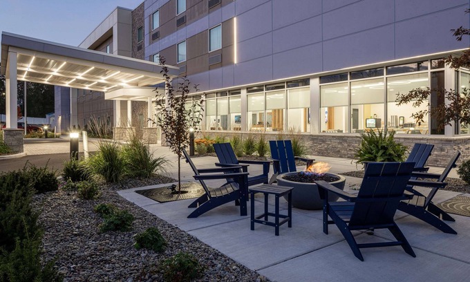 Macedon Hotel | Microtel Inn & Suites By Wyndham Macedon