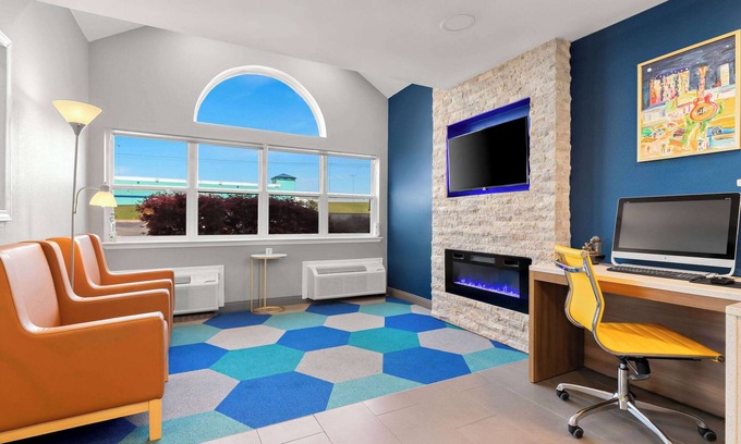 Tulsa Hotel | Microtel Inn & Suites by Wyndham Tulsa/Catoosa Route 66