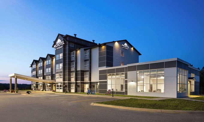 Timiskaming District Hotel | Microtel Inn & Suites by Wyndham Kirkland Lake
