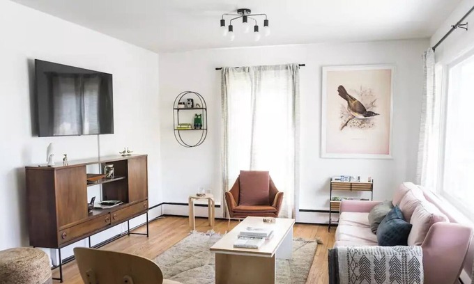 Kingston House | Mid Century Ranch in Nice Residential Neighborhood – Near Midtown Arts District