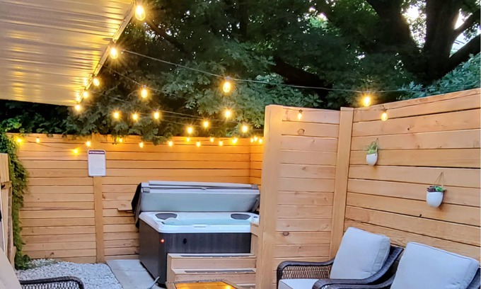 Lincoln House | Mid town mid century house w/private hot tub and sauna