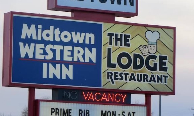 Kearney Hotel | Mid Town Western Inn