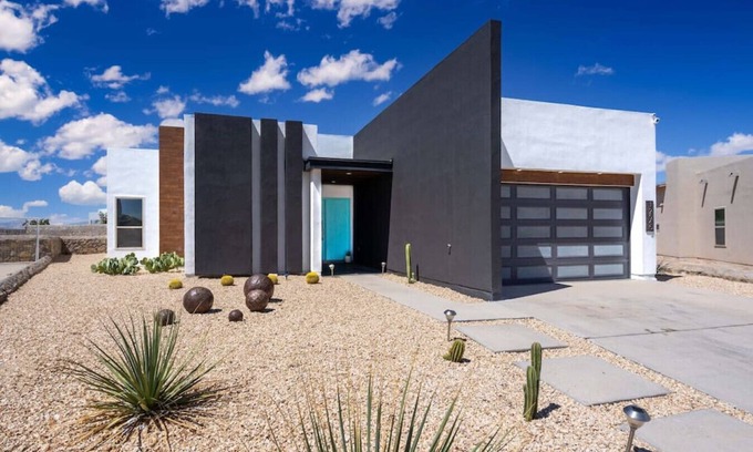 Biggs Field House | Midcentury Modern Oasis Eastside