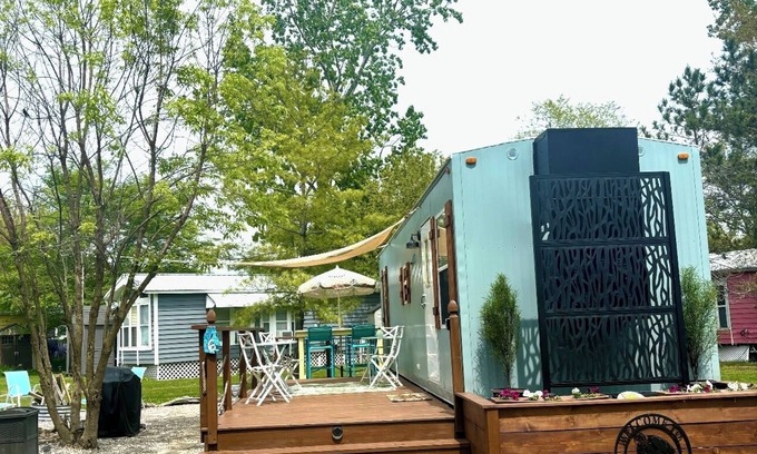 Put-in-Bay House | Middle Bass Island retreat,10-min ferry ride to Put-in-Bay, Pet friendly!