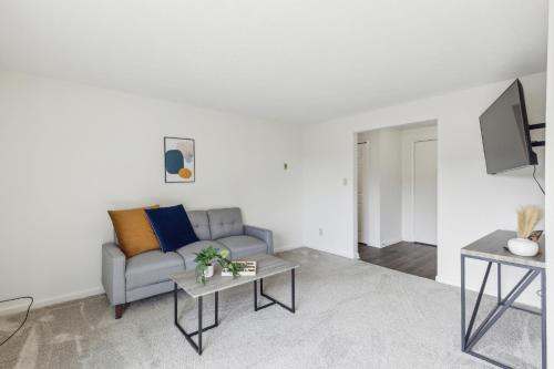 Parma Apartment | Midtown 3603 I Cozy & Comfy I Free Parking