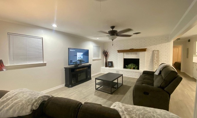 Graham House | Midtown Escape - located in the heart of Graham, Texas