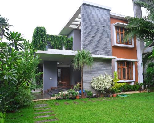 Kozhikode House | Midtown Meadow