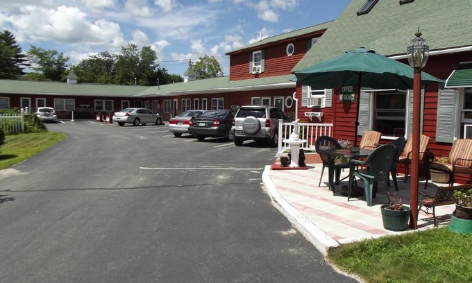 Cornish Hotel | Midway Lodging