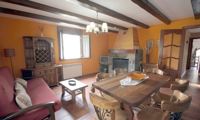 Saravillo Cottage | Miguelo apartments for 6 people