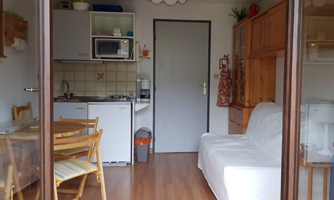 Mijoux Apartment | Mijoux, les Mars, Apartment in a quiet apartment block