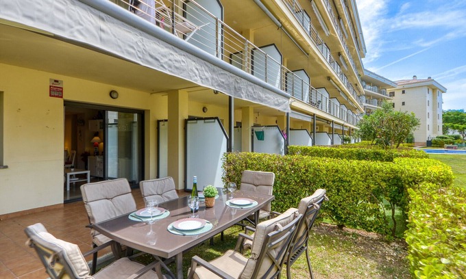 Santa Margarida Apartment | MILENI 2 4 Bjs 2 Roses