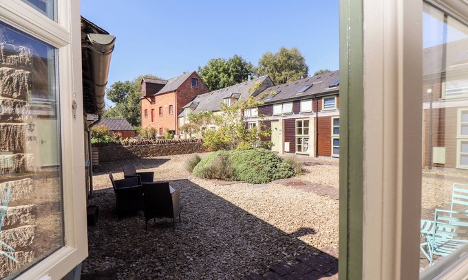 Cirencester Cottage | Mill View