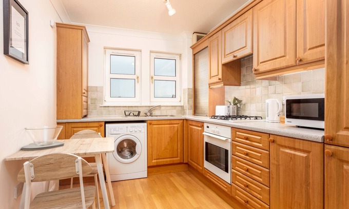 Ayr Apartment | Millbrae Residence - Donnini Apartments
