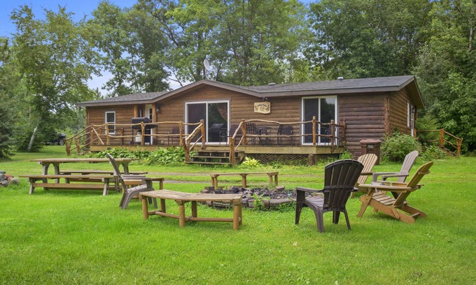 Garrison House | Mille Lacs getaway located on private inlet