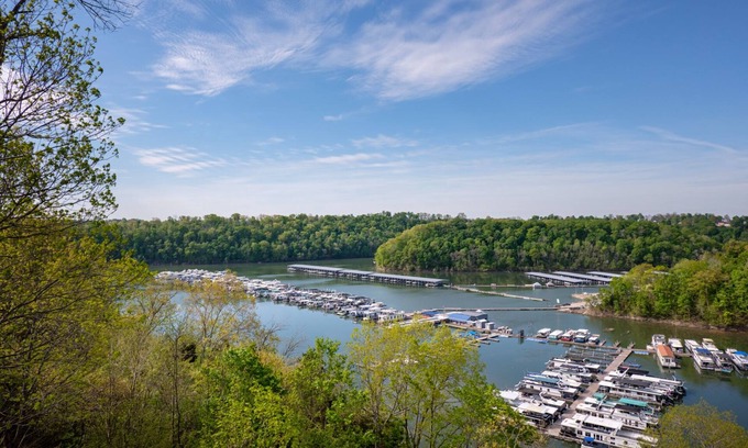 Nancy House | Million Dollar View! Large Lakehouse Over-Looking Lee's Ford Marina