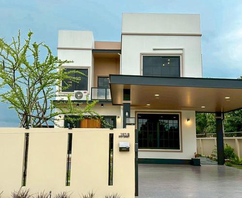 Doi Saket Villa | Mimi Pool Villa Chiangmai