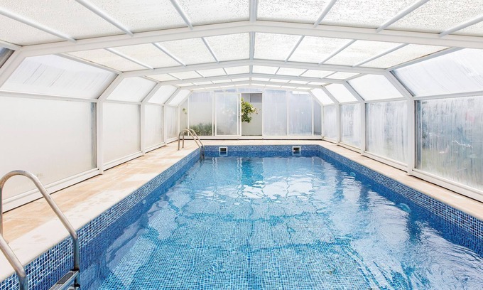 Vila do Conde House | Mindelo 3BDR Duplex House W/Pool