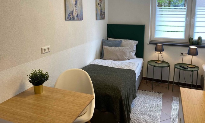 Obersulm Apartment | Mini Apartment - Room 12 - Gästehaus Lamm