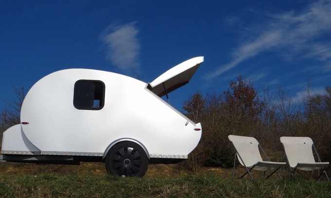 Agen House | MINI CARAVANE VINTAGE TEARDROP 2 PLACES