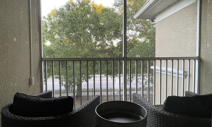 Riverview Apartment | Minimalist 3bed 2bath Riverview, Tampa Condo