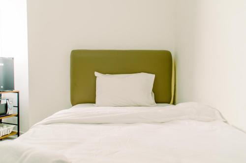 Tangerang Apartment | Minimalist and Best Price Studio Apartment at Aeropolis Residence By Travelio