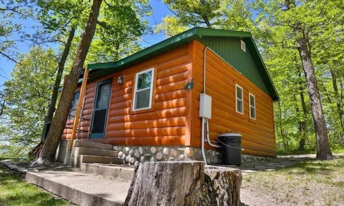 Puposky Cabin | Minnesota Lakefront Cabin - Sunset Views & Prime Fishing Location